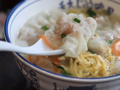 鲜肉馄饨-长人馄饨铺(解放街店)