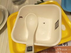 -满记甜品(巴黎春天宝山店)