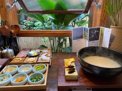 -银米·云南传统过桥米线(双廊黑金冠店)