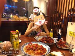 -郑东靓靓虾馆·金牌油焖大虾(天泽街店)