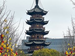 -龙华寺