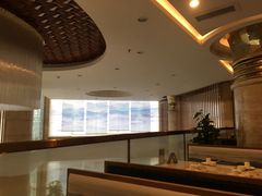 -南宁世纪君悦大酒店(青秀万达滨湖路地铁站店)