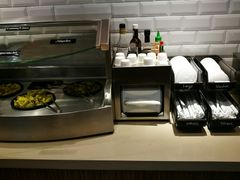 -The Habit Burger Grill 哈比特汉堡(爱琴海店)