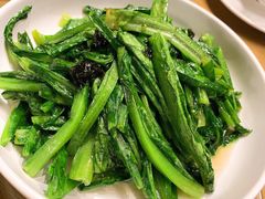 油麦菜-山楂树融合菜餐厅