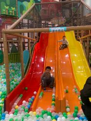 -悠游堂儿童乐园(公园茂店)