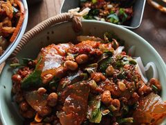 -包整·丝娃娃(一览甲秀楼风景店)