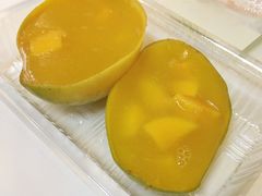 -志龙皇冠吃货椰子铺
