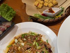 -老滇山寨•云南特色菜•地方菜•民族风情歌舞表演(金碧店)