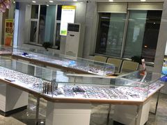 -现代眼镜批发城(台东三路店)