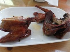 红烧乳鸽-崖口煲仔饭