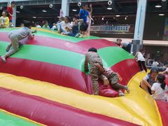 -蒙特利亲子乐园