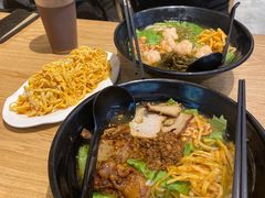 -桂在香知桂林米粉(红博中央公园店)