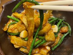长豆角烧茄子-小土豆北方菜馆(方庄店)