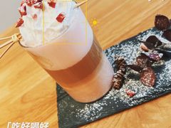 -ZAZA.CAFE.BAR