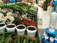 -华冠折扣超市(长阳店)