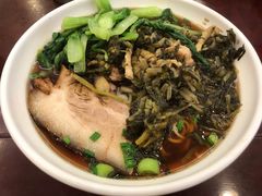 焖肉雪菜面-三两春(浦三路店)