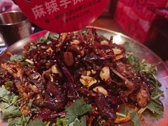 -何师烧烤Pro ·江湖川菜·小龙虾·精酿(太古里旗舰店)