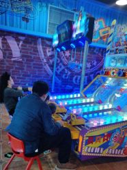 -卡通尼乐园(五彩世界店)