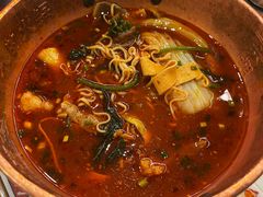 -成都你六姐·牛肉冒菜·麻辣香锅(长泰广场店)