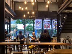 大堂-麻婆婆白家肥肠粉(海岸城店)