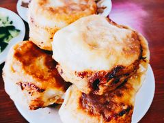 -宝瑞门钉肉饼店