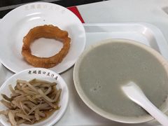 焦圈-老磁器口豆汁店(天坛店)