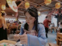 -流光锦时汉服体验馆(雁塔店)