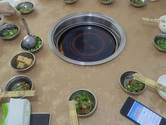 -黑竹沟新场牛肉火锅