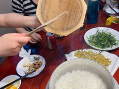 -魏铭鱼头捞饭(晋阳路店)