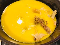 -鲜入围煮花胶鸡海鲜火锅