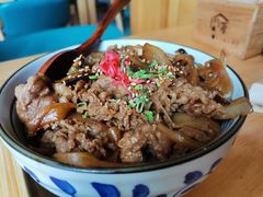 精品肥牛饭单人餐-村上一屋·亚洲菜融合小馆(南楼店)