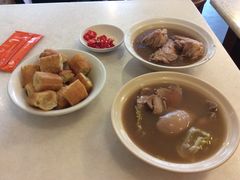 -黄亚细肉骨茶(仰光路店)