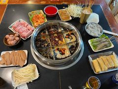 -邓莽子老火锅(中兴路总店)