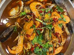 -老东镇啤酒屋海鲜加工·蒸汽海鲜·海鲜烧烤(台东店)