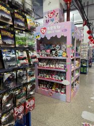 -逝水玩具折扣店