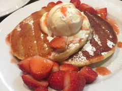-Pancakes on the rocks(Darling Harbour)