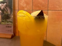-锅飘飘·东北铁锅炖(雨花客厅店)