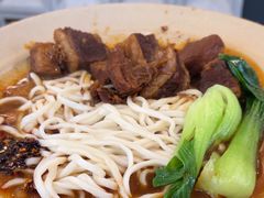 -方铲铲·成都板凳面(滨江银泰店)