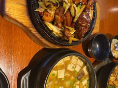 韩式瓦香鸡-鑫日千里马朝鲜族小馆(总店)