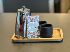 -星巴克臻选(上海合生汇1F店)