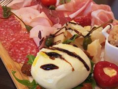 -卡佩罗意大利餐厅及酒吧Al Cappello Trattoria