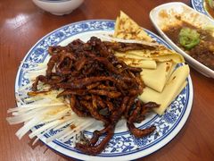 京酱肉丝-菊儿人家·北京胡同菜(南锣鼓巷店)
