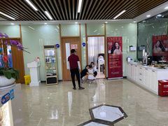 -茂菊口腔连锁(浦东南路店)