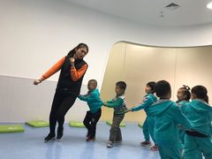 -龅牙兔儿童情商乐园(裕华旗舰店)