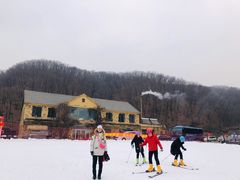 -五家山森林公园滑雪场