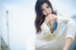 -onlygirl摄影美学馆高端定制(江滩店)