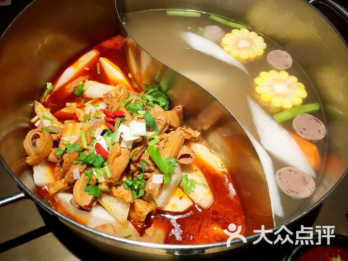 左庭右院鲜牛肉火锅(金桥国际广场店)-鲜牛杂鸳鸯锅-菜-鲜牛杂鸳鸯锅