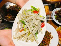 -雀舞云南菜(天津天河城购物中心店)