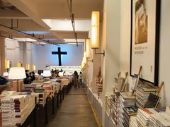 -先锋书店(五台山总店)