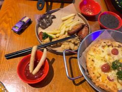 -豪客嘉族·麦尼顿西餐厅(乐福天下店)